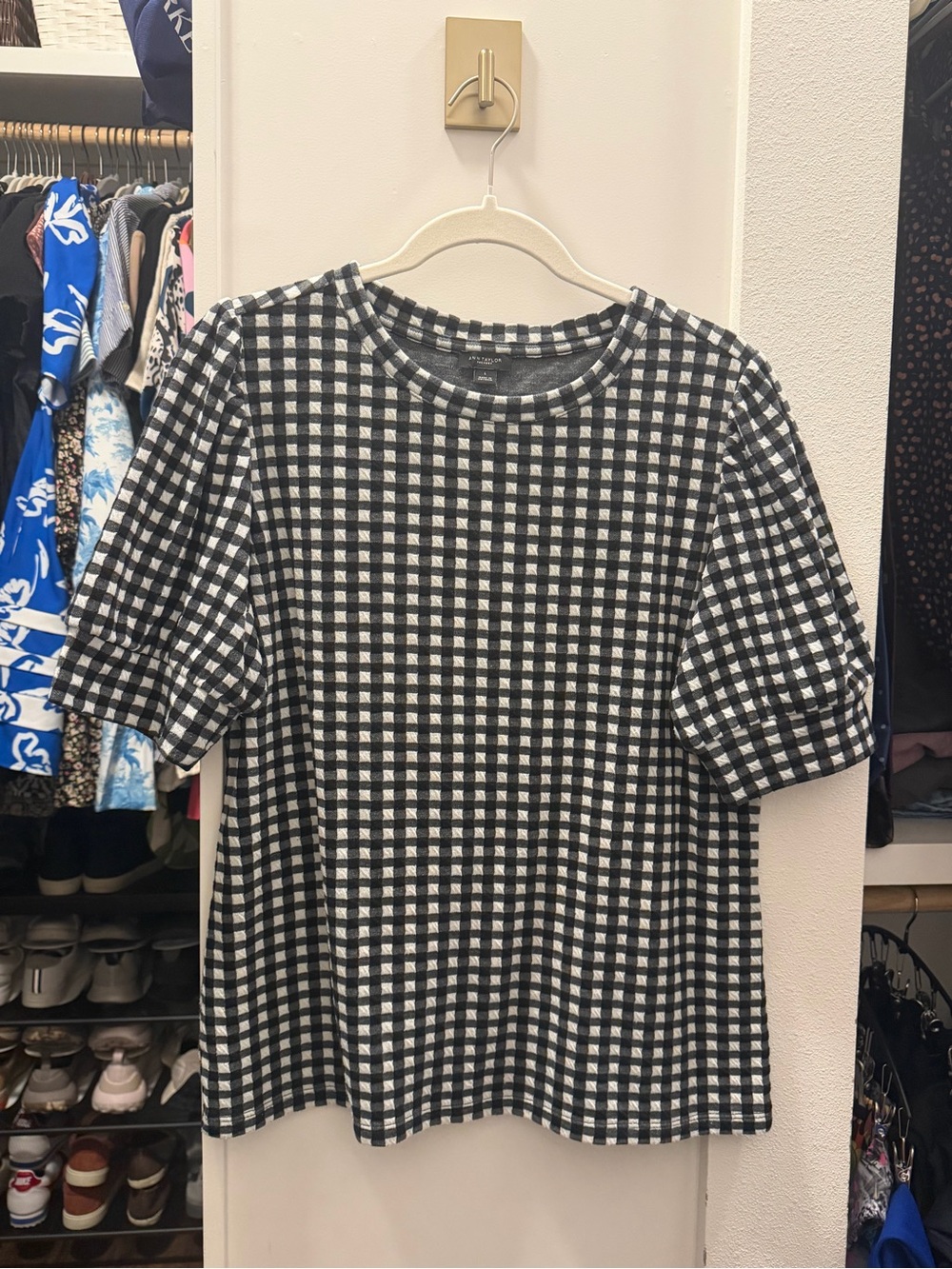 Ann Taylor Black and White Gingham Short-Sleeve Blouse